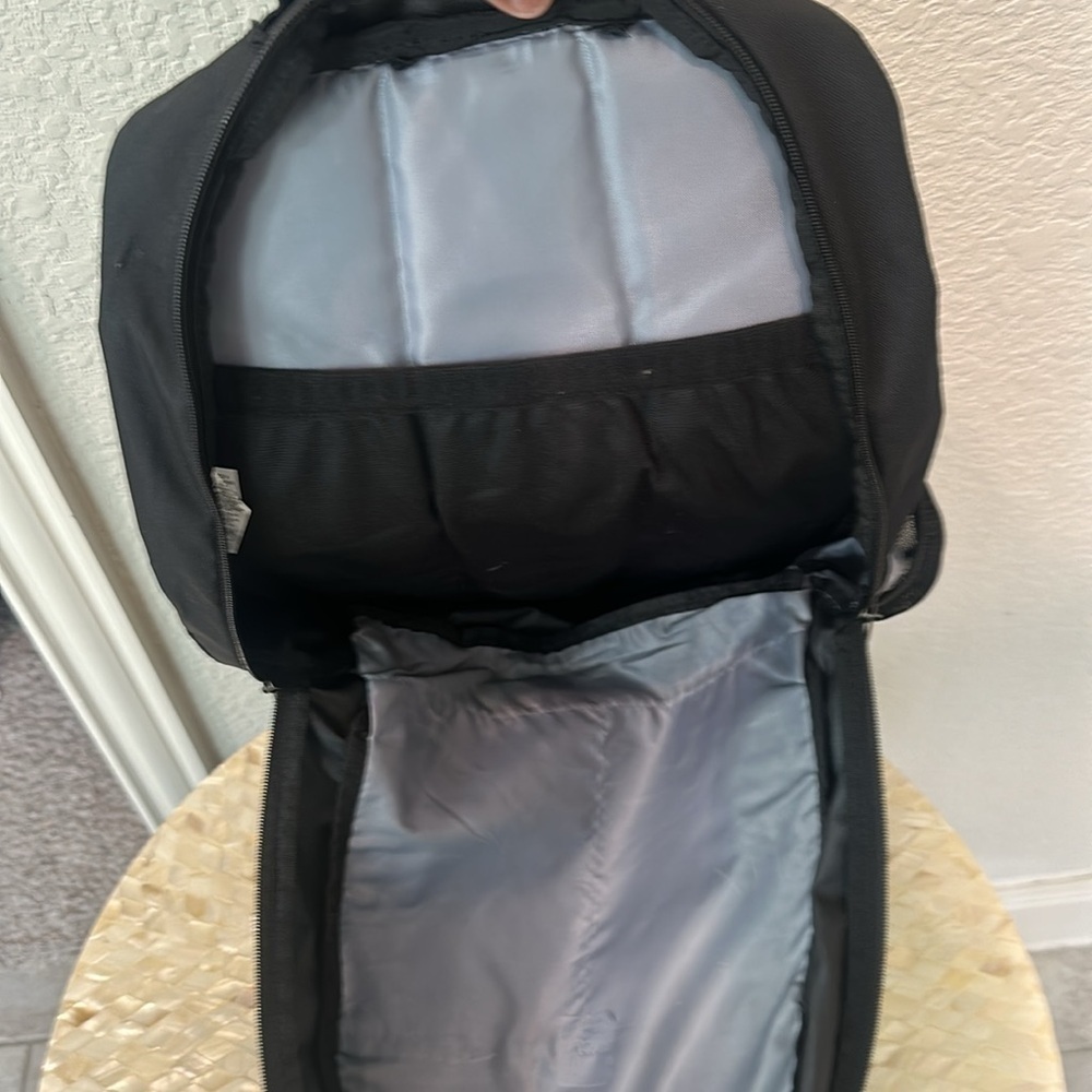 Under armour student backpack - image 4